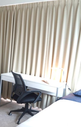 Shared room - desk